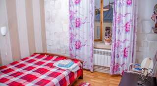 Хостел Guest House on Arbatskaya Коломна Двухместный номер с 1 кроватью и общей ванной комнатой-3